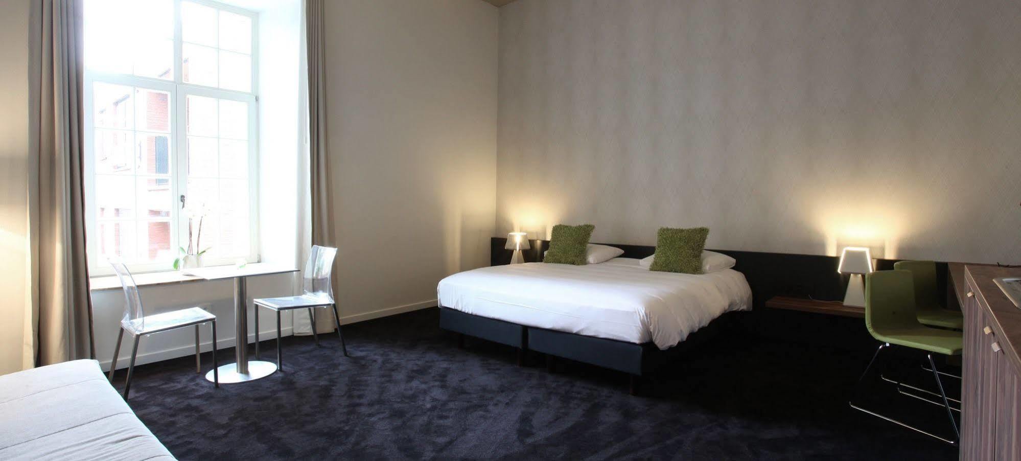 Hotel The Lodge Vilvoorde Eksteriør bilde