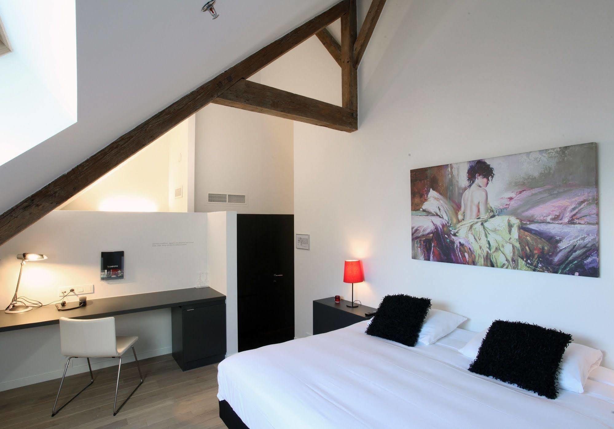 Hotel The Lodge Vilvoorde Eksteriør bilde